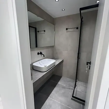 Bluemotion - Just Sleep Apartment Piraeus Exterior photo